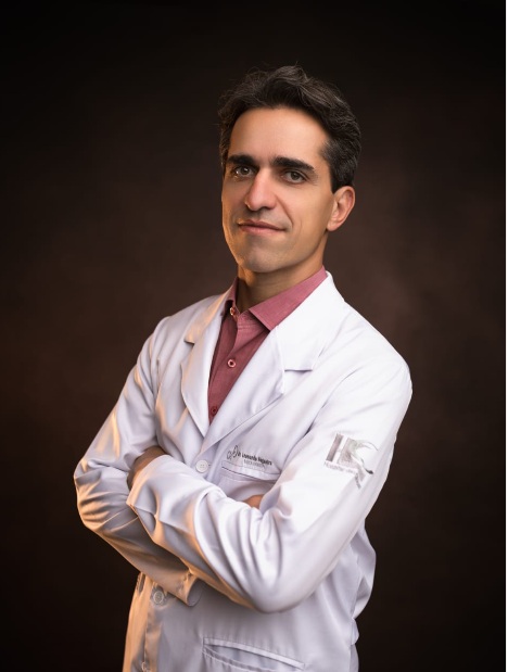 Dr. Leonardo Nogueira - urologista - especialista no tratamento do câncer de próstata
